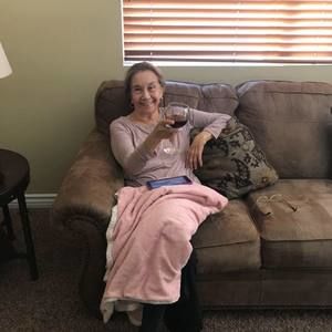 Meet your Posher, Lorena